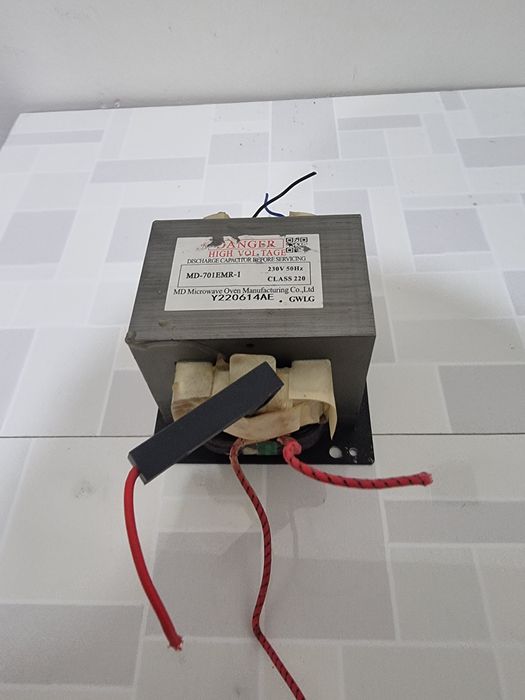 Transformator microunde.