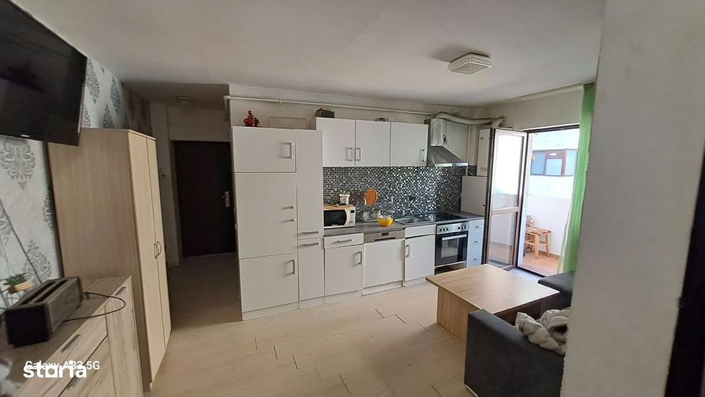 Garsonieră confortabilă cu balcon și lift