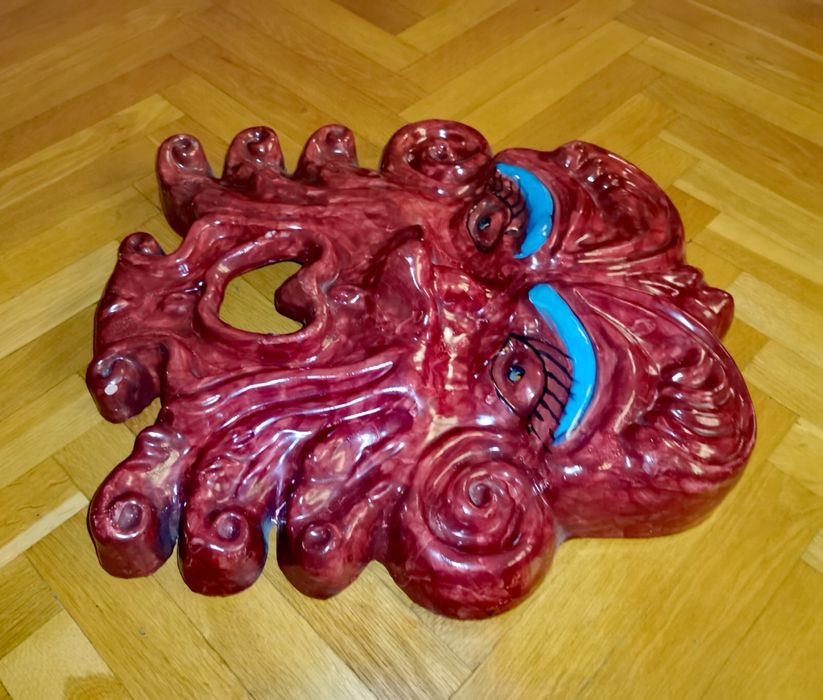 Антикварна порцеланова стенна маска Италия цветно декорирана 50х44 см