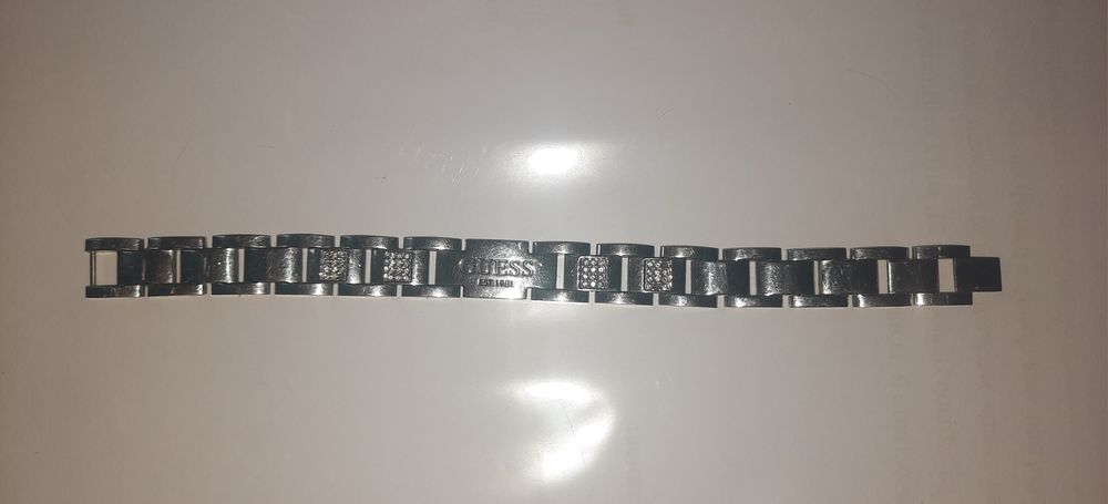 Гривна от Хирургическа стомана на GUESS  EST.1981