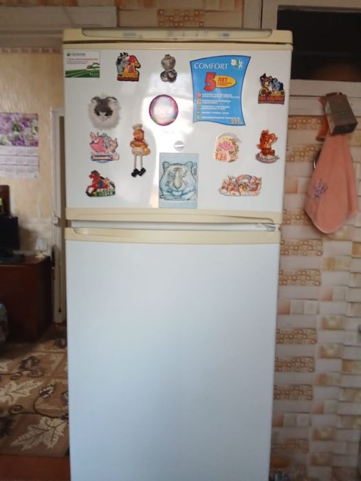 Продам холодильник