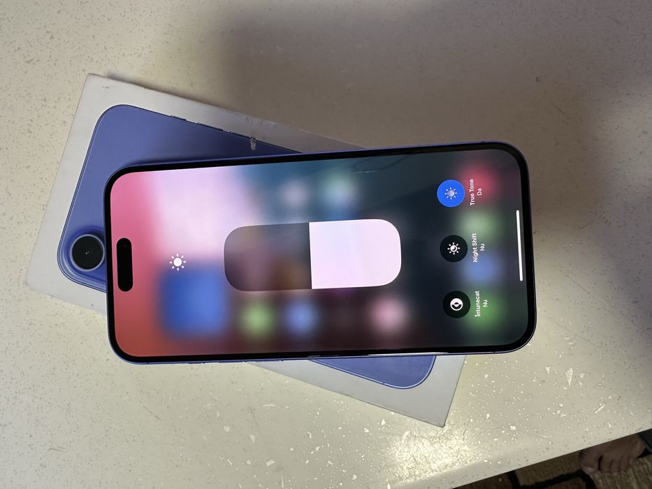 Iphone 16 plus 128 gb bat 100 % totul original