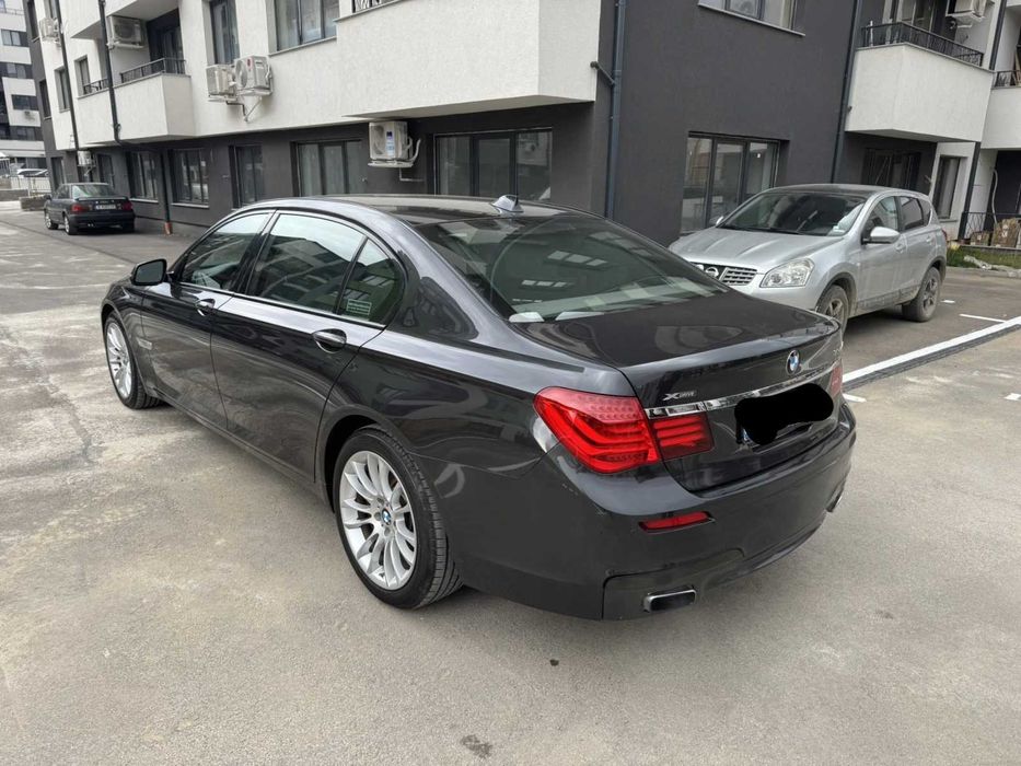 BMW 750Li 2014г.