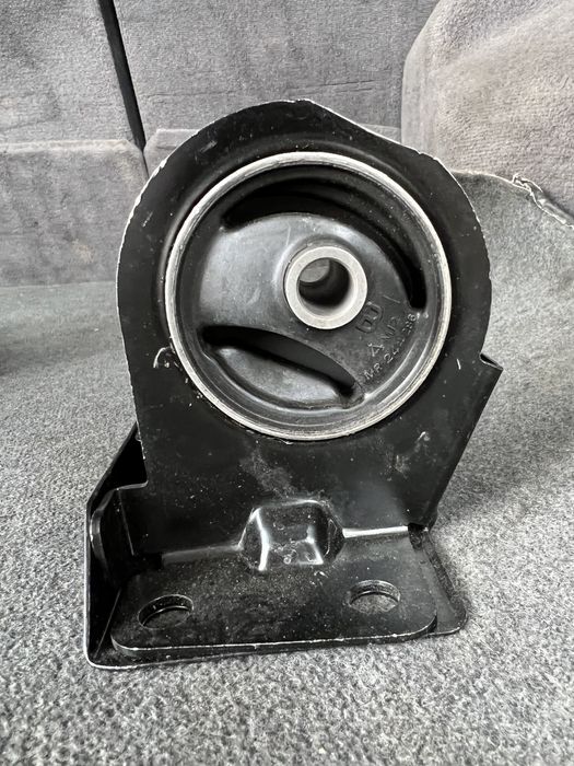 Галант 8 подушка двигателя