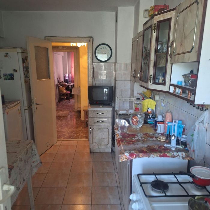 3 camere Eremia Grigorescu.