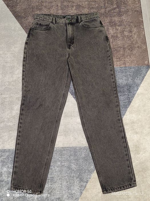 Дънки размер 30 .