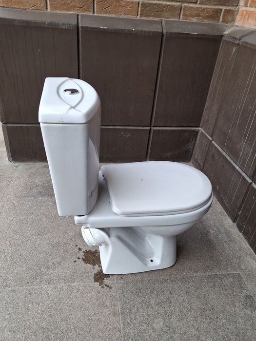 Унитаз полный комплект