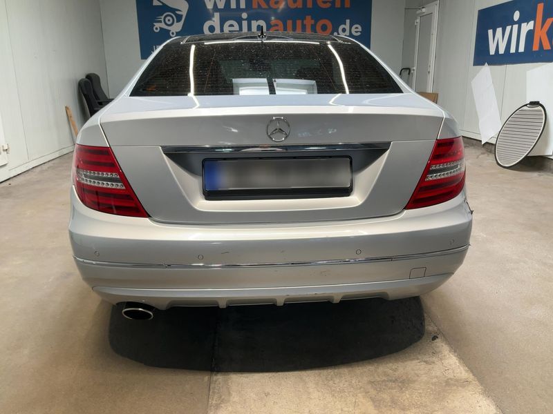 Mercedes-Benz C-Klasse C 220 CDI BlueEfficiency 2012
