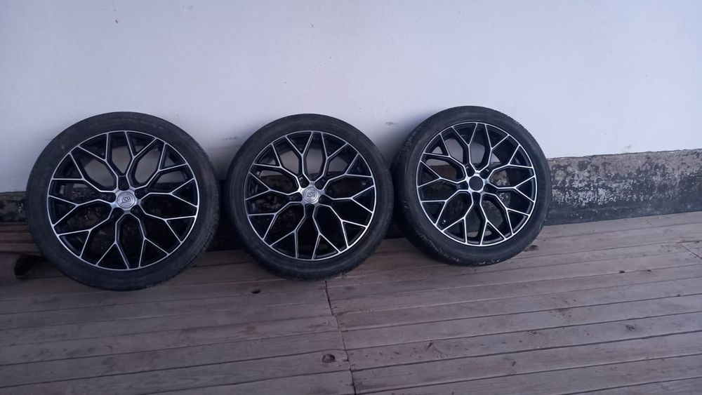 Жаздық аяқтар сатылады.