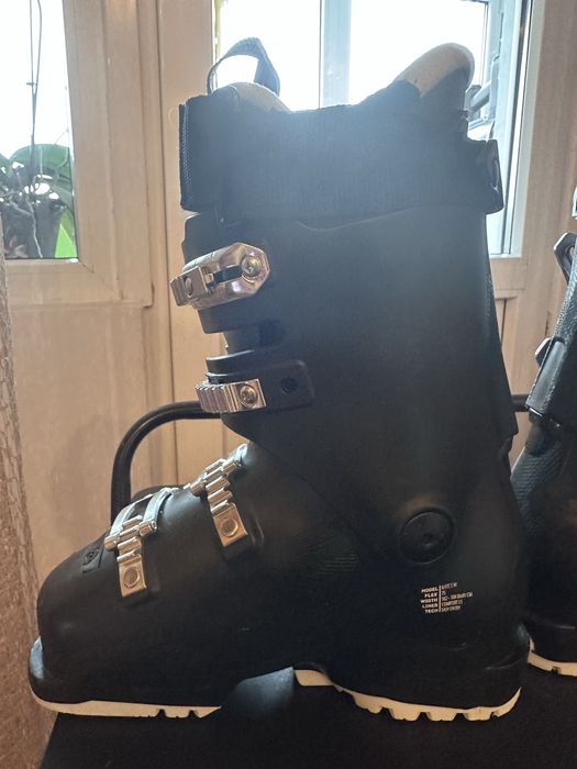 Clăpari Roxa măsura 37 de damă , purtați un sezon