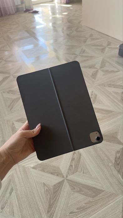Продам ipad air 4 покаления