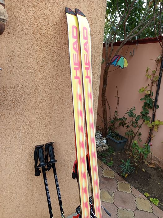 Vând schiuri HEAD F9 carbon, profesionale