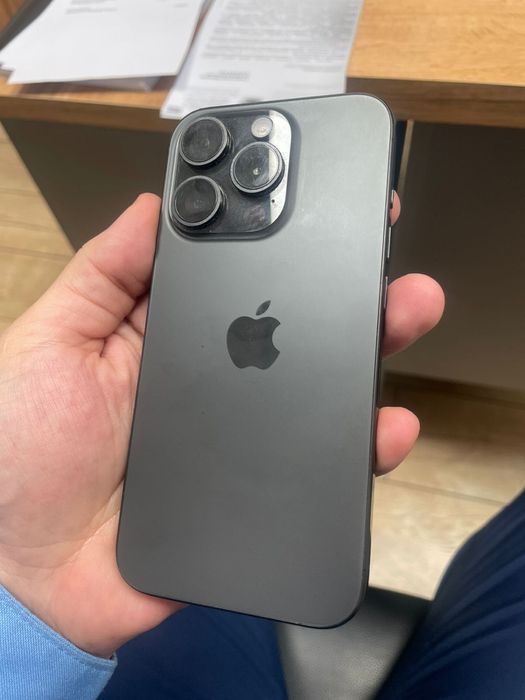 Iphone 15 pro, в отдичном состоянии
