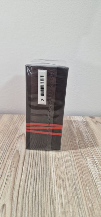Parfum Stronger With You Powerfully