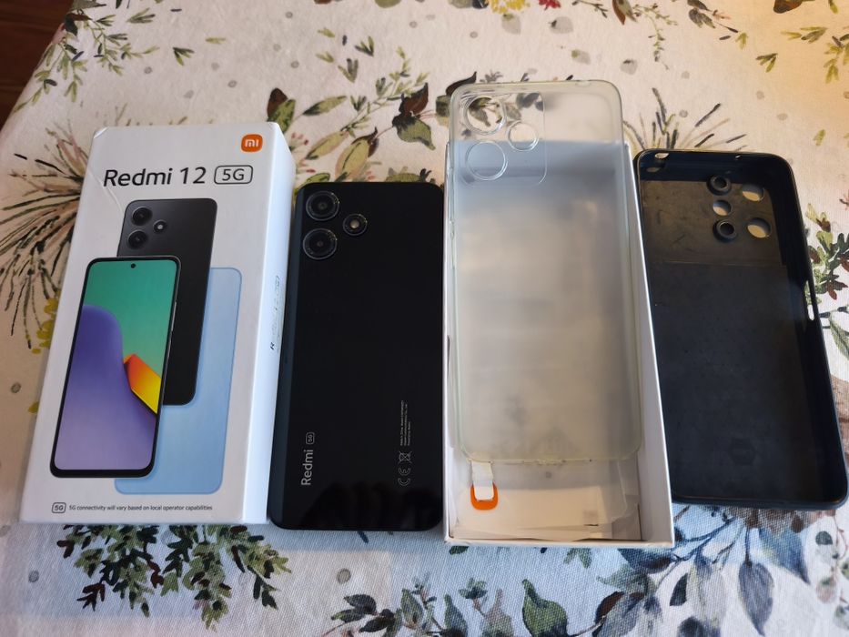 Xiaomi 12 5G чисто нов.
