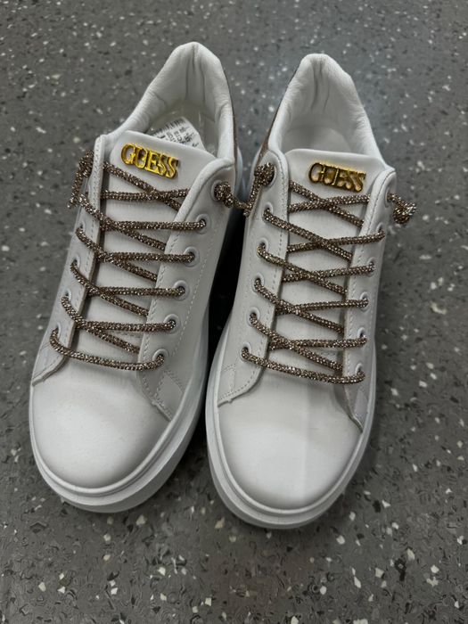 Adidasi dama adidasi