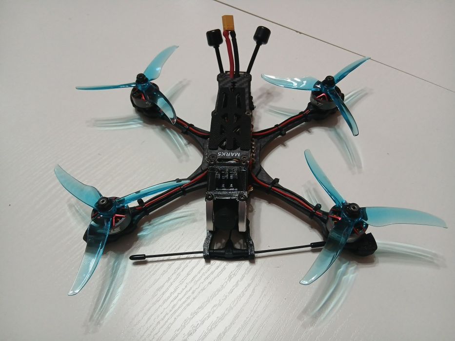 FPV DRON MARK 5  квадрокоптер мврк5