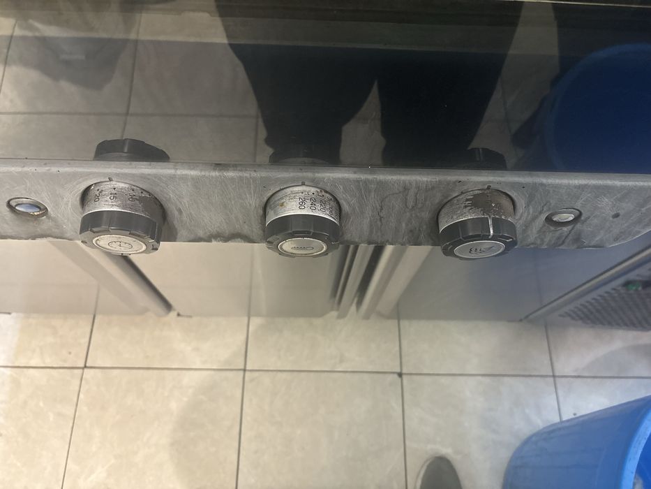 Духовой шкаф UNOX