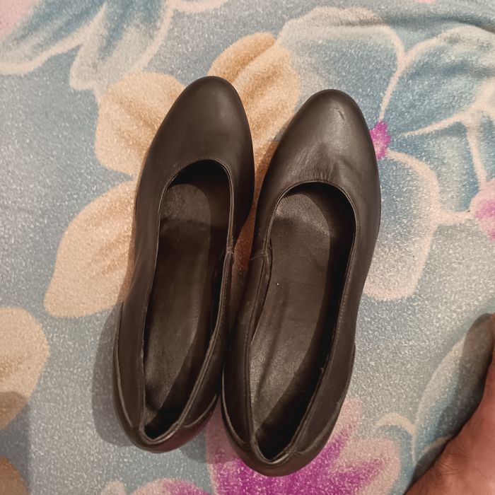 Продам туфли женские новые