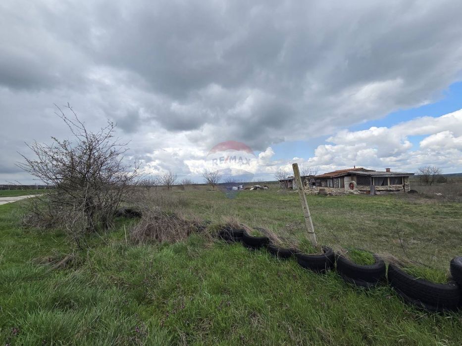 Продава се Парцел в Аксаково - 4655 кв.м за 13 €/кв.м - Снимка #3