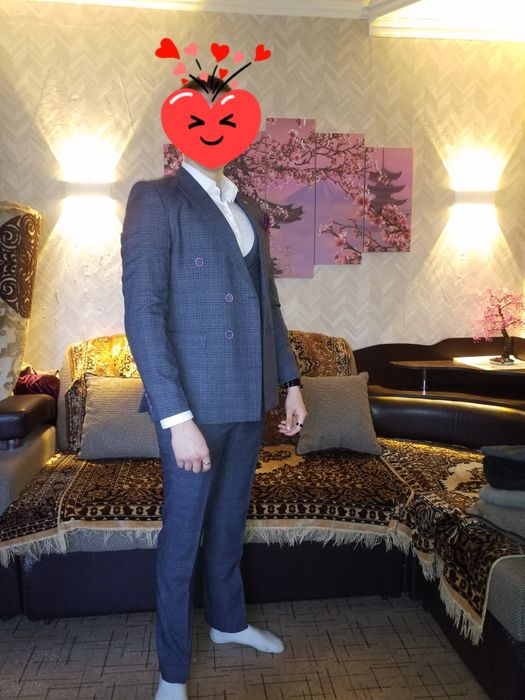 Продам костюм мужской