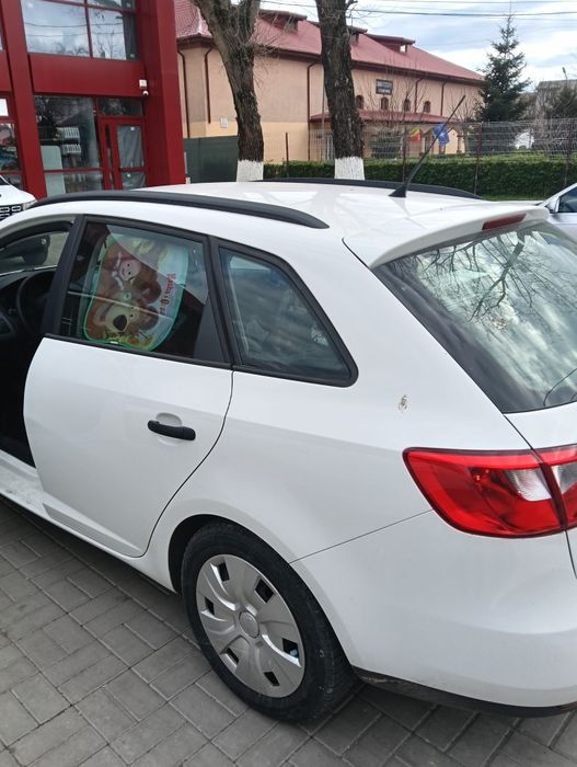 Seat Ibiza 1,2 benzina tsi CADOU : SET  CAUCIUCURI SI JENTI all seazon