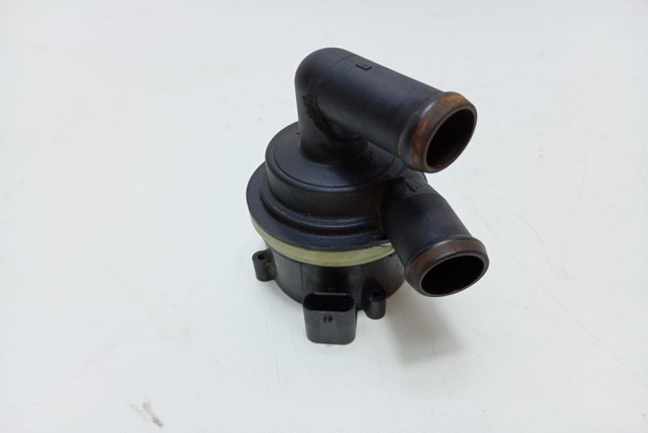 Pompa  Auxiliara Apa 5N0965561A Volkswagen VW Tiguan prima generatie