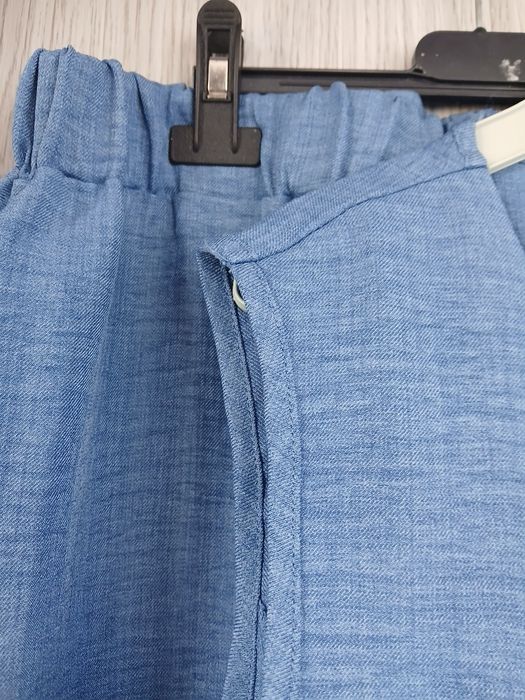 Vand set de dama vesta si pantaloni  M