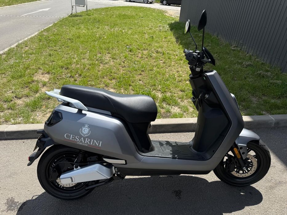 Scuter  Gente Electric LX05