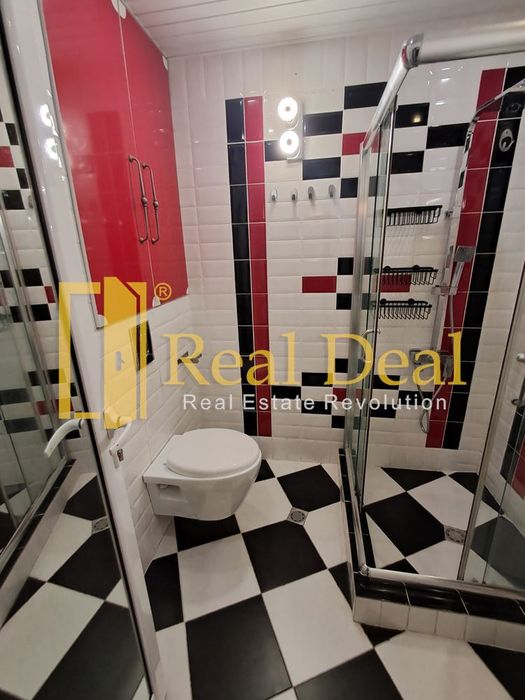 Дава се под наем Тристаен апартамент в София, Център - 100 кв.м за 897.6 € - Снимка #11