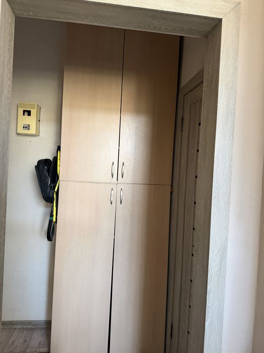 Продам прихожую.