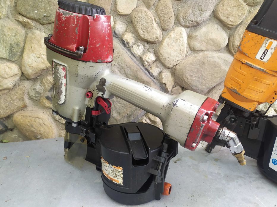 Пневматични такери за големи пирони до 90 мм. .Reich / MAX