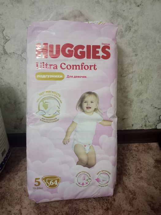 Памперс размер 5 ка Huggies для девочек,