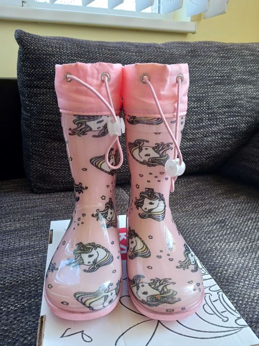 Маратонки Reebok и Гумени ботуши за момиче, номер 25