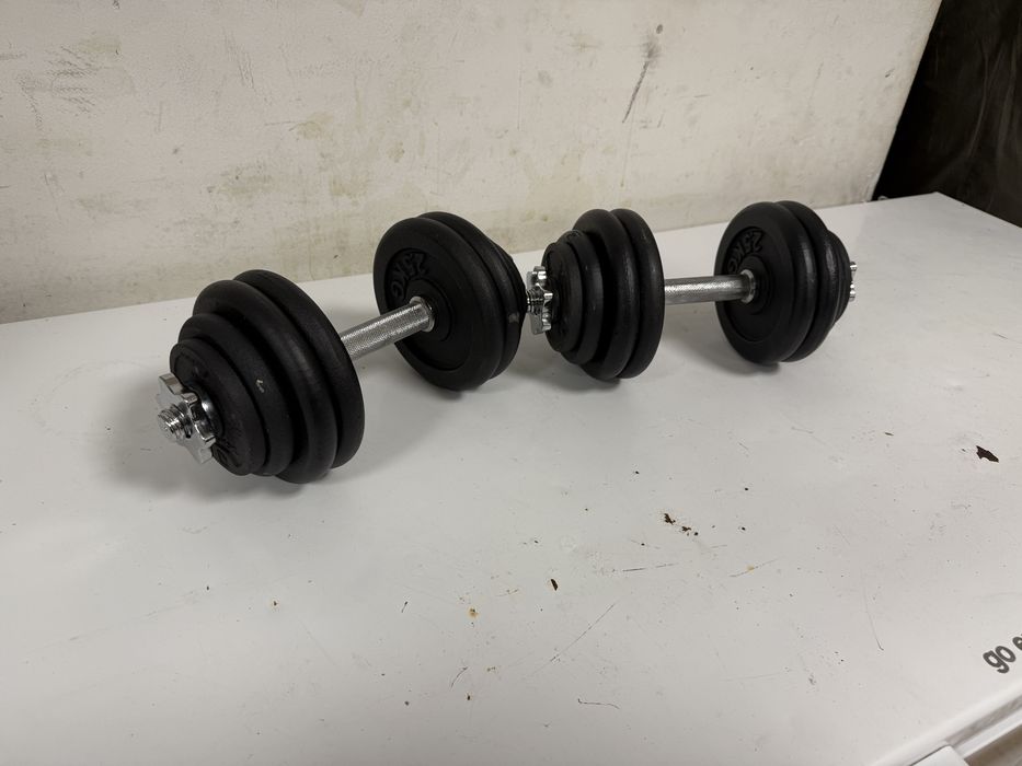 Gantere reglabile set 30 kg. 15+15=30 kg. Noi de fier
