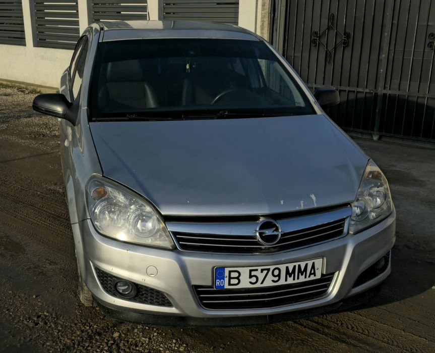 Opel astra H Sedan 1,7Cdti 2009