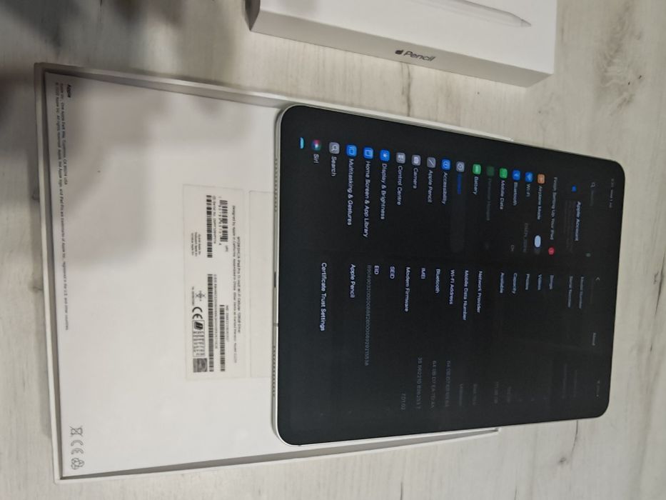Като нов iPad Pro 11" 2nd Gen 128 GB WiFi+Cellular