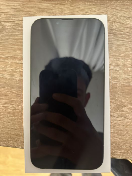 iPhone 13 128GB, 87% Battery health
