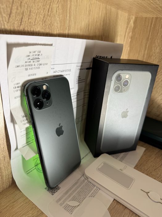 Iphone 11 pro 64bg ПЪЛЕН КОМПЛЕКТ УНИКАТ!!!