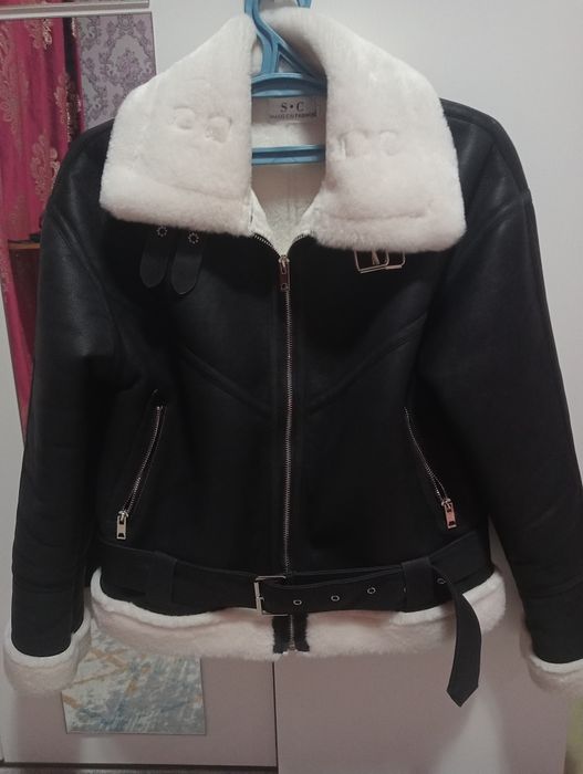 Срочно  Дубленка