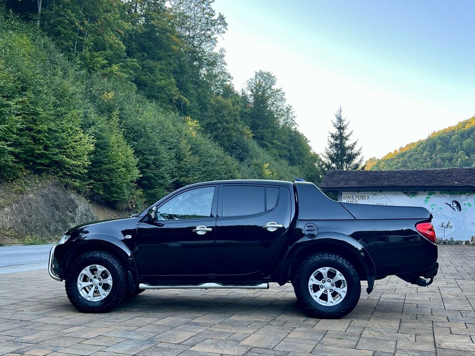 Mitsubishi L200 pickup 2.5 diesel 178cp autoutilitara