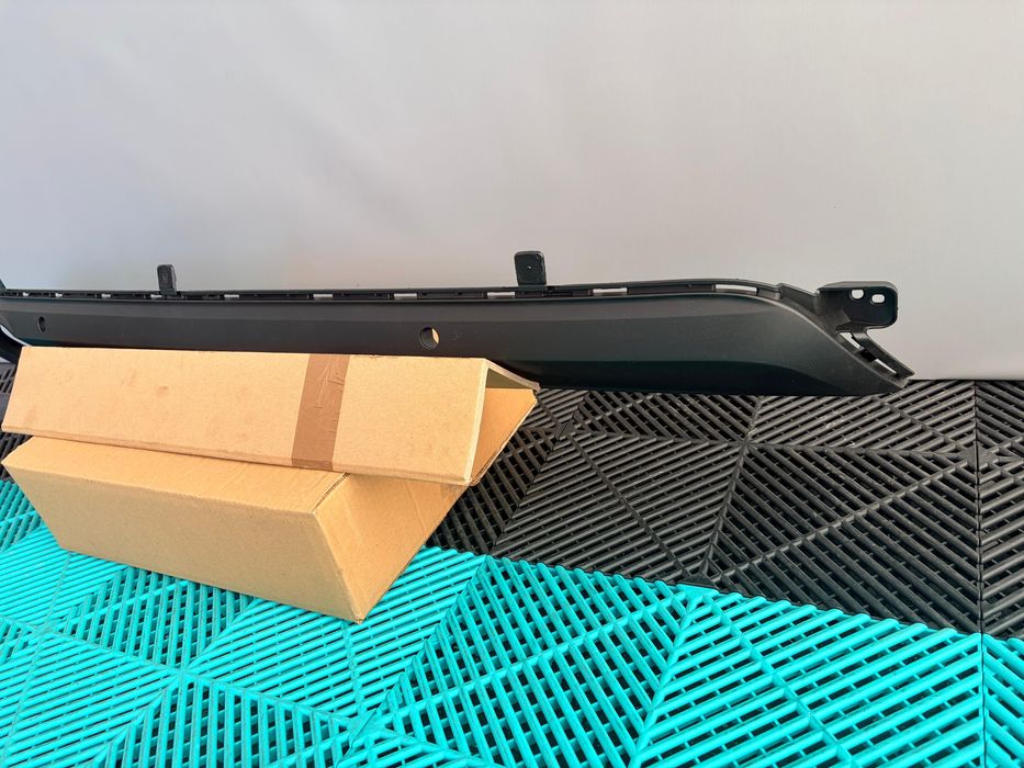 Spoiler bara spate Renault Clio 5 2019-2023 nou original Renault