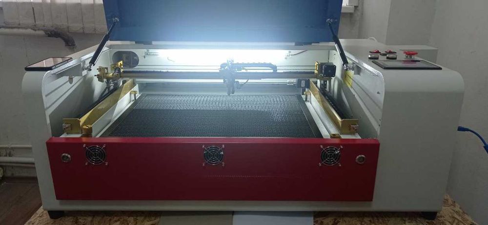 Лазерный станок рабочее поле 60х40см