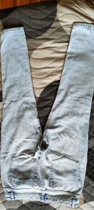 Различни модели дънки