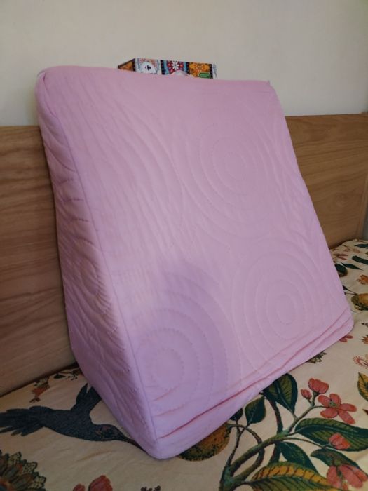 Perna ortopedica pentru citit, antireflux