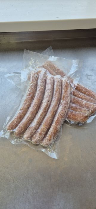 Стейки и колбаски
