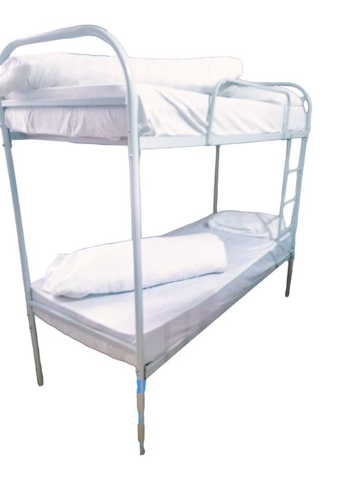 Двухярусная кровать