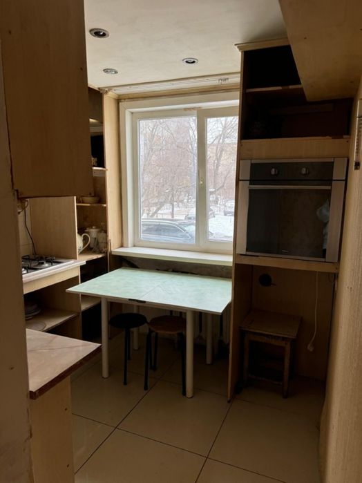 Продам 3 ком квартиру 1/5 р-он Флагмана