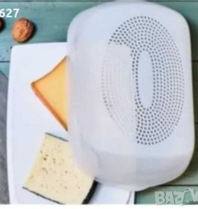 Практичен топер 2.1 л, с формички за сладки  Tupperware