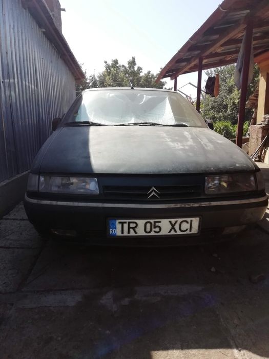Vând Citroen xantia